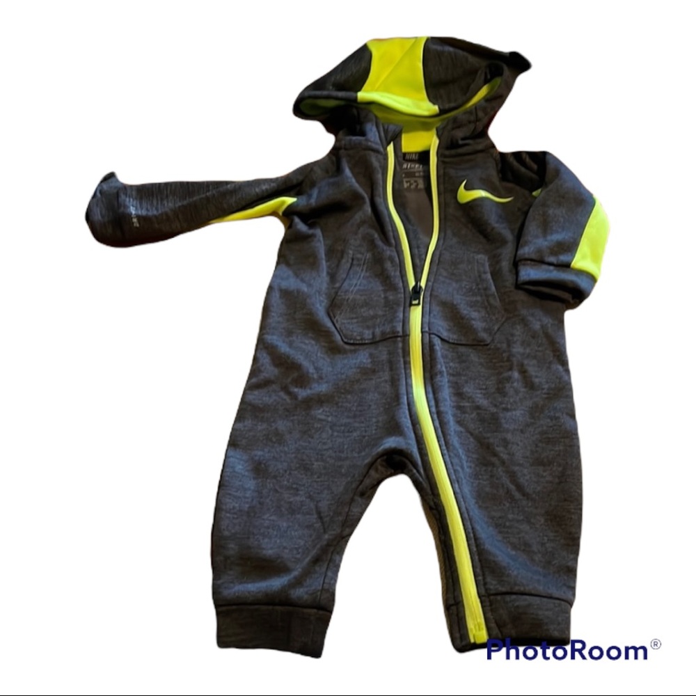 Nike dry fit one piece hooded outfit size 3 to 6 months. Fleece lined